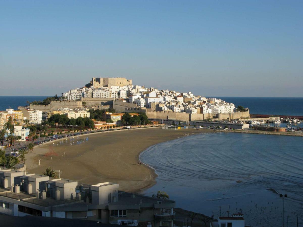 Primera línea en Playa Sur. Plaza Constitución Peñíscola Exterior foto